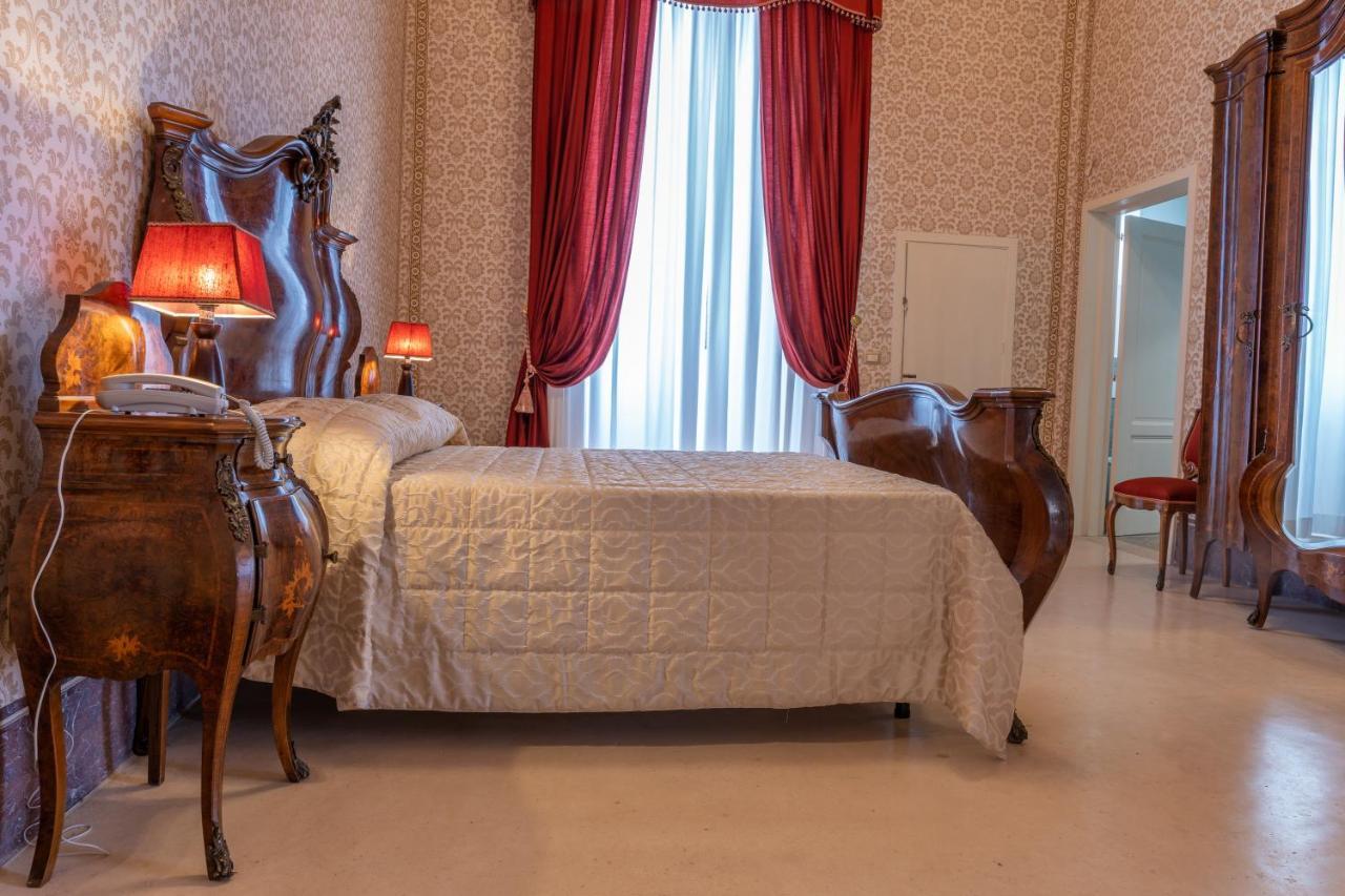 科佩尔蒂诺 Il Cavaliere Al Borgo Antico酒店 外观 照片