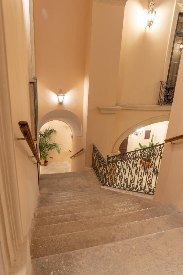 科佩尔蒂诺 Il Cavaliere Al Borgo Antico酒店 外观 照片
