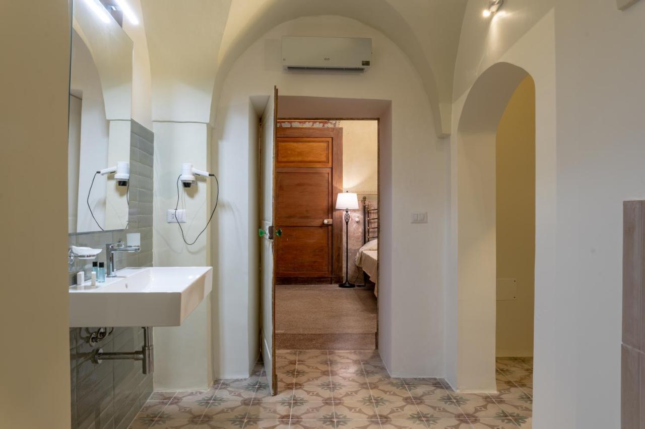 科佩尔蒂诺 Il Cavaliere Al Borgo Antico酒店 外观 照片