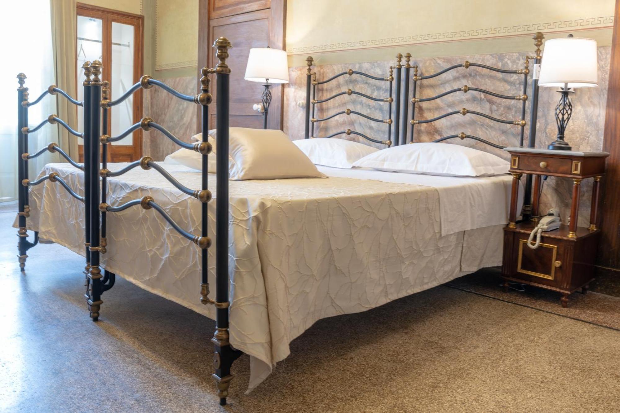 科佩尔蒂诺 Il Cavaliere Al Borgo Antico酒店 外观 照片