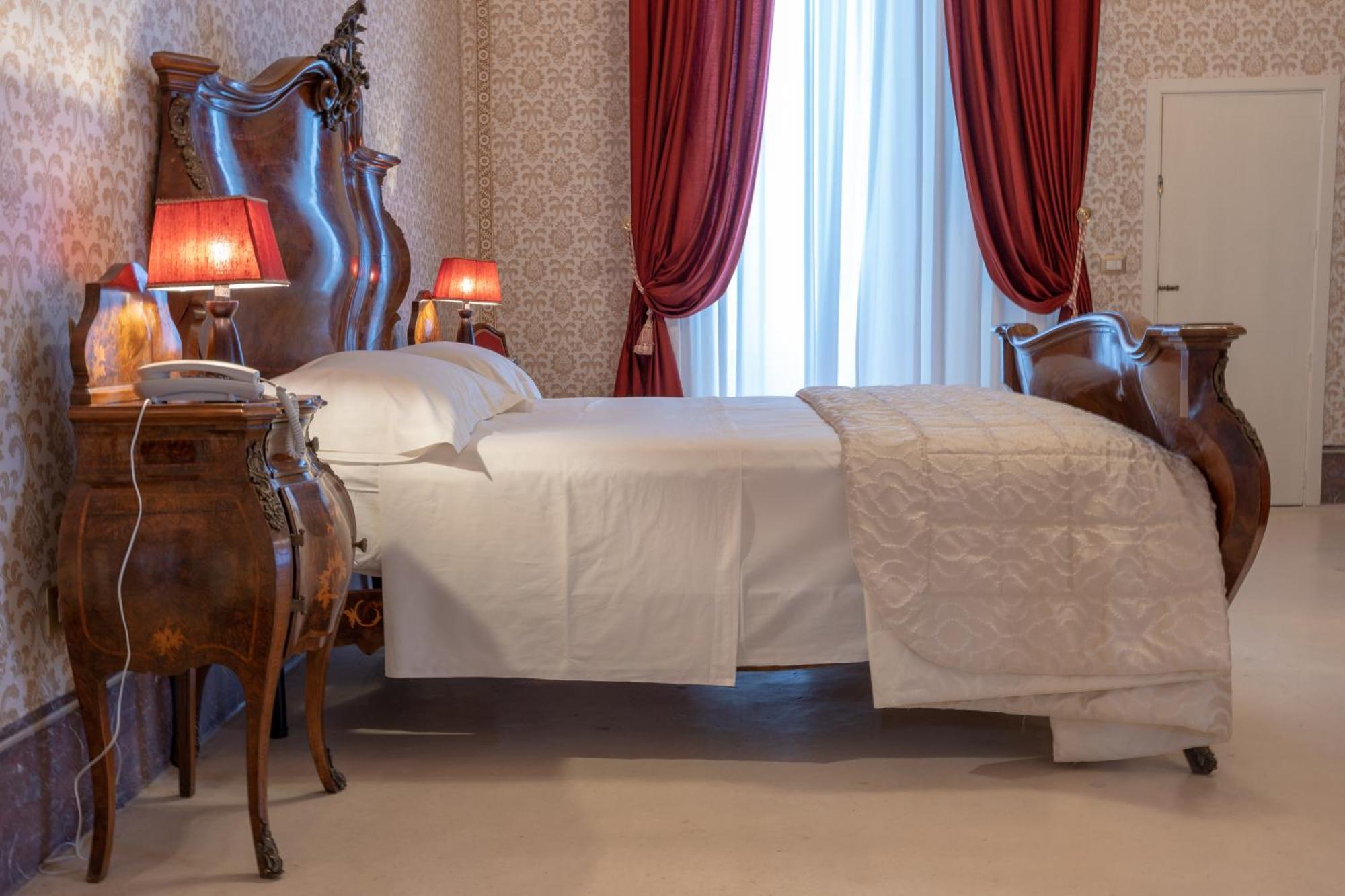 科佩尔蒂诺 Il Cavaliere Al Borgo Antico酒店 外观 照片
